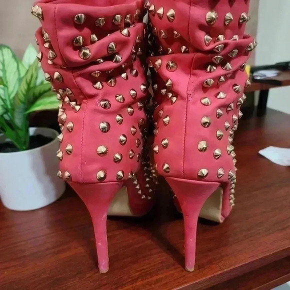 Studded red Peep toe booties.  Size 10 - Picture 11 of 11